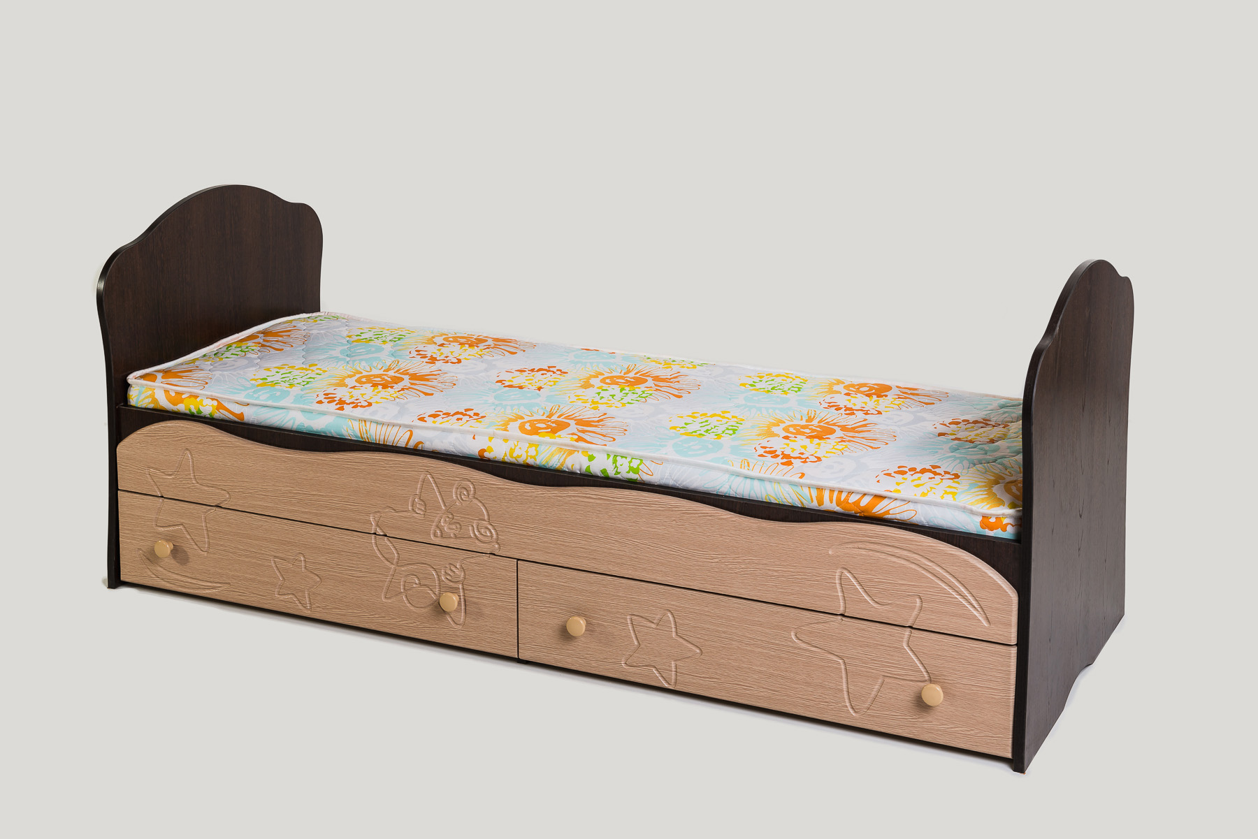 Мал3с/я Кровать детская подростковая &quot;Малышка&quot; с ящиком, длина 1700 мм. ширина 600 мм, венге/выбеленный дуб